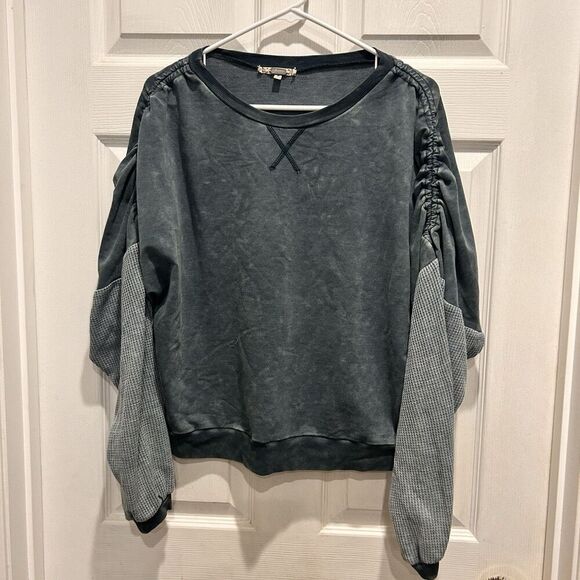 Buckle‎ Gimmicks Green Ruched Drop Shoulder Acid Wash Mixed Media Sweatshirt M - Picture 2 of 10